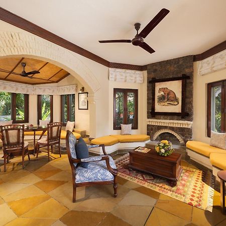 The Riverview Retreat Corbett By Leisure Hotels Garjia Exterior foto