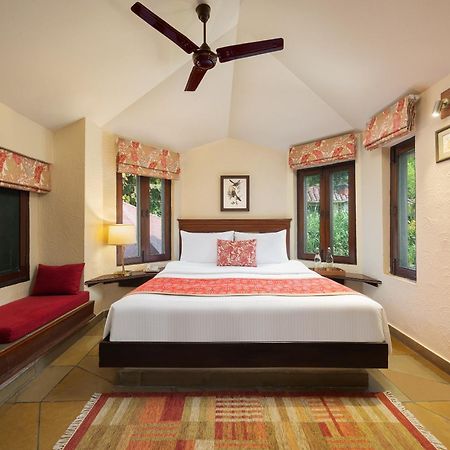 The Riverview Retreat Corbett By Leisure Hotels Garjia Exterior foto
