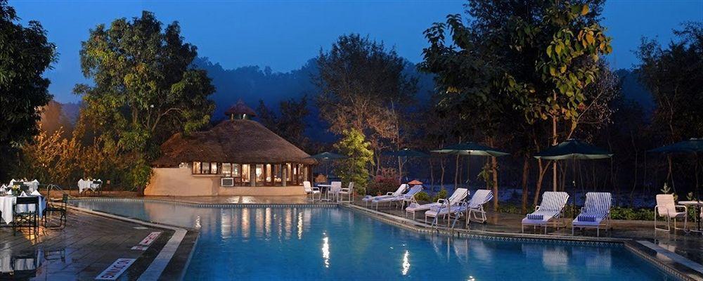 The Riverview Retreat Corbett By Leisure Hotels Garjia Facilidades foto