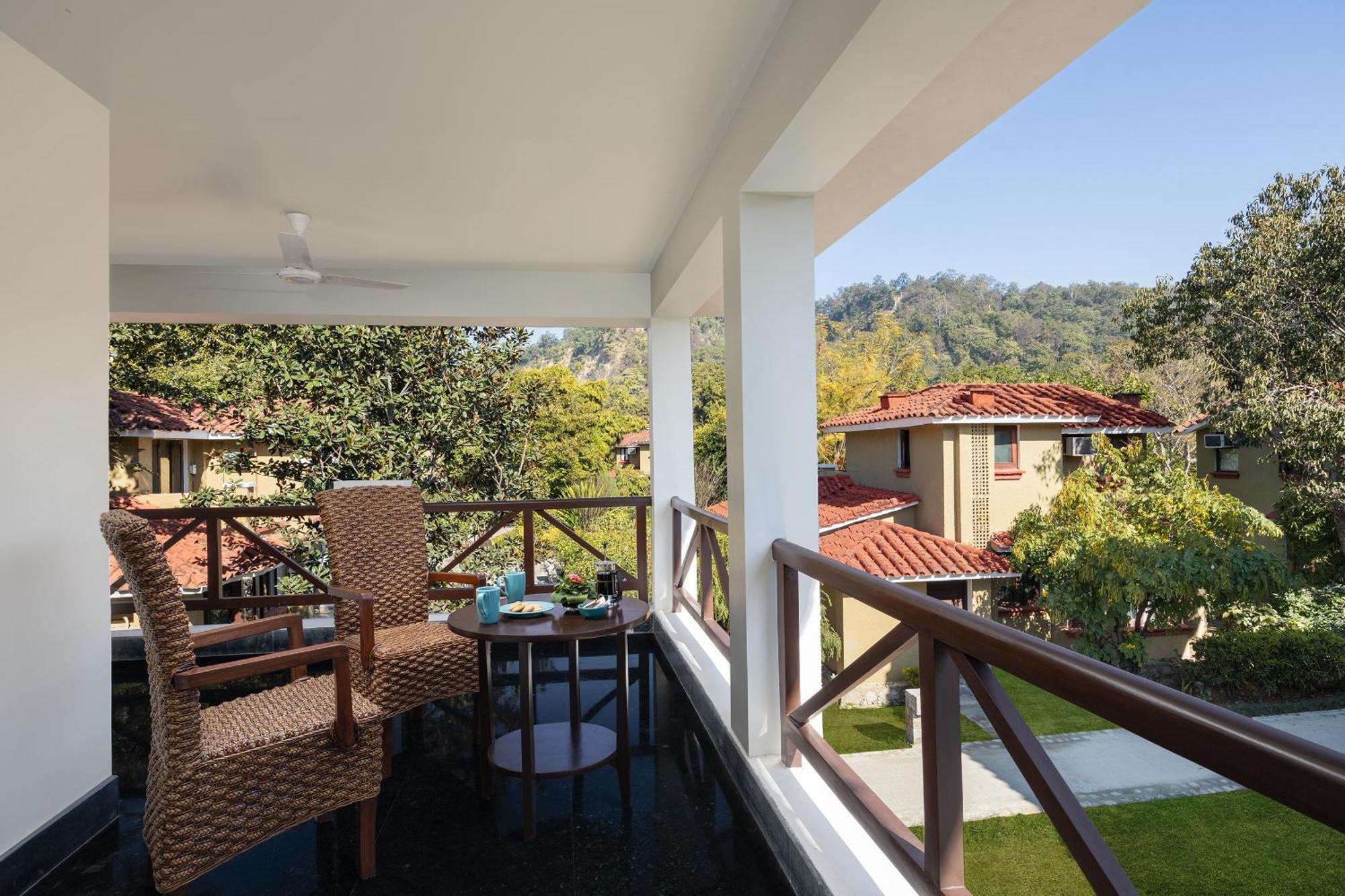 The Riverview Retreat Corbett By Leisure Hotels Garjia Exterior foto
