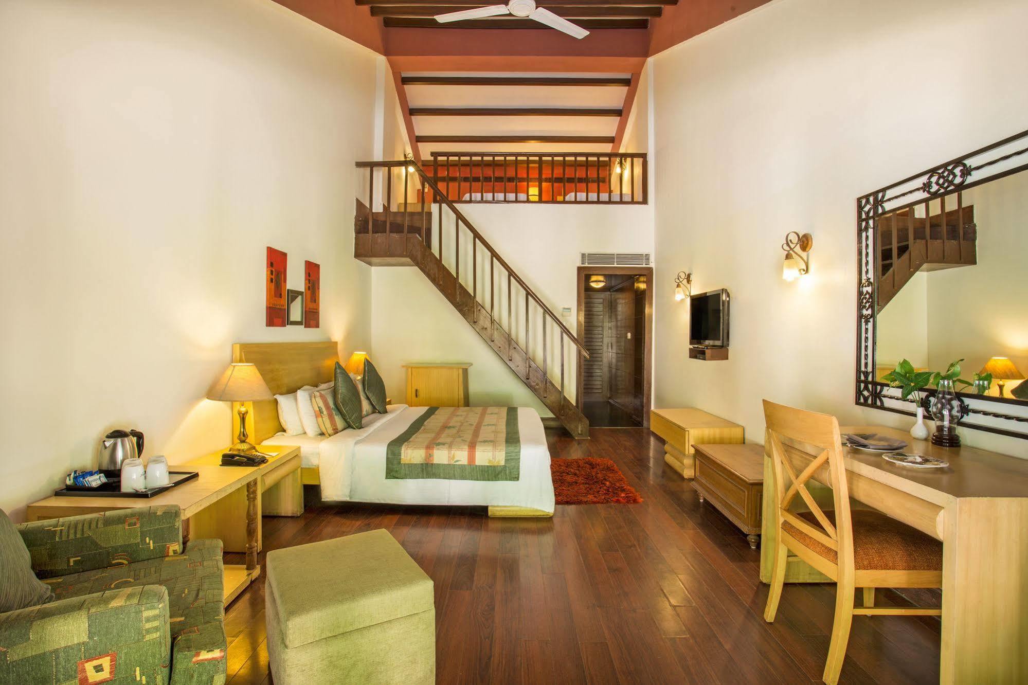 The Riverview Retreat Corbett By Leisure Hotels Garjia Exterior foto