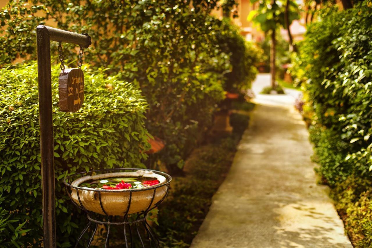 The Riverview Retreat Corbett By Leisure Hotels Garjia Exterior foto